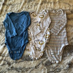 Carters 3 Pack Long-Sleeved Onesie (boys) 18 month